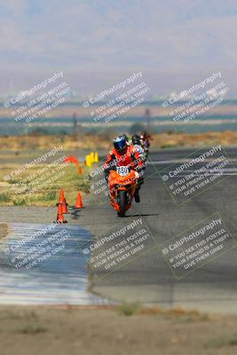 media/Aug-13-2023-CRA (Sun) [[1cfc37a6fb]]/Race 4 400 Superbike/Race/